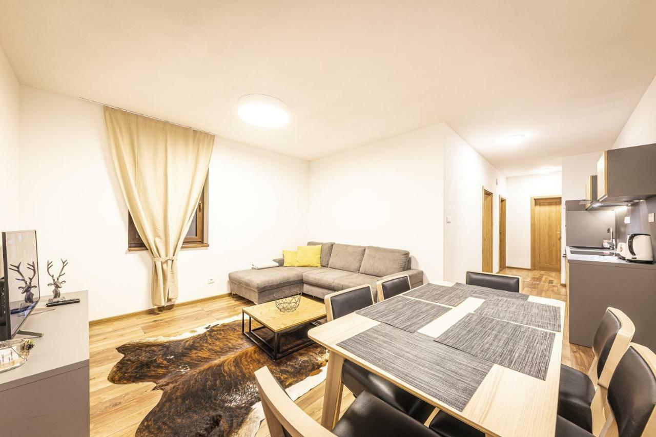 Apartmanovy Dom Poludnica - Chopok Juh Tale Exteriör bild