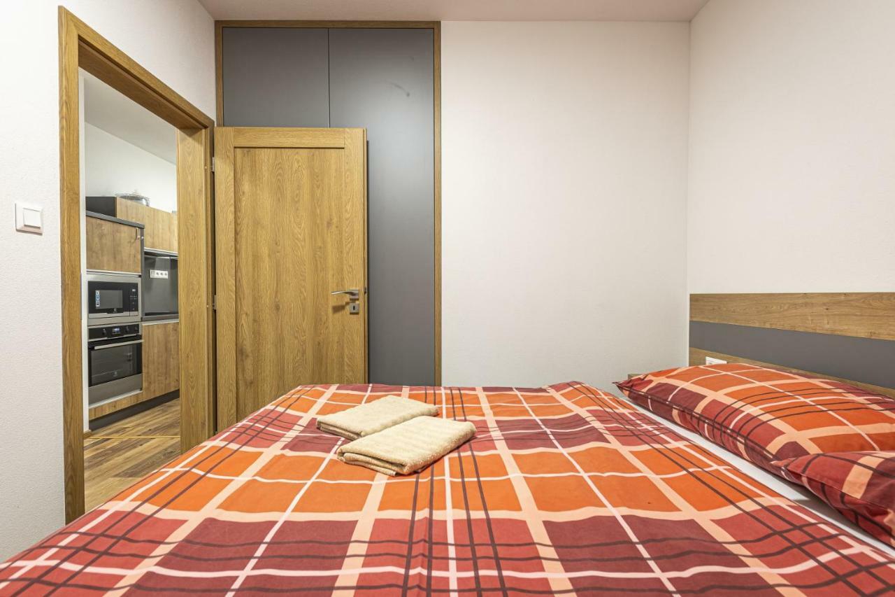 Apartmanovy Dom Poludnica - Chopok Juh Tale Exteriör bild