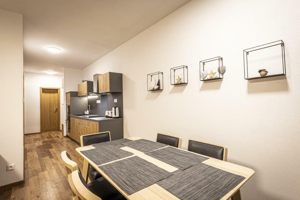 Apartmanovy Dom Poludnica - Chopok Juh Tale Exteriör bild
