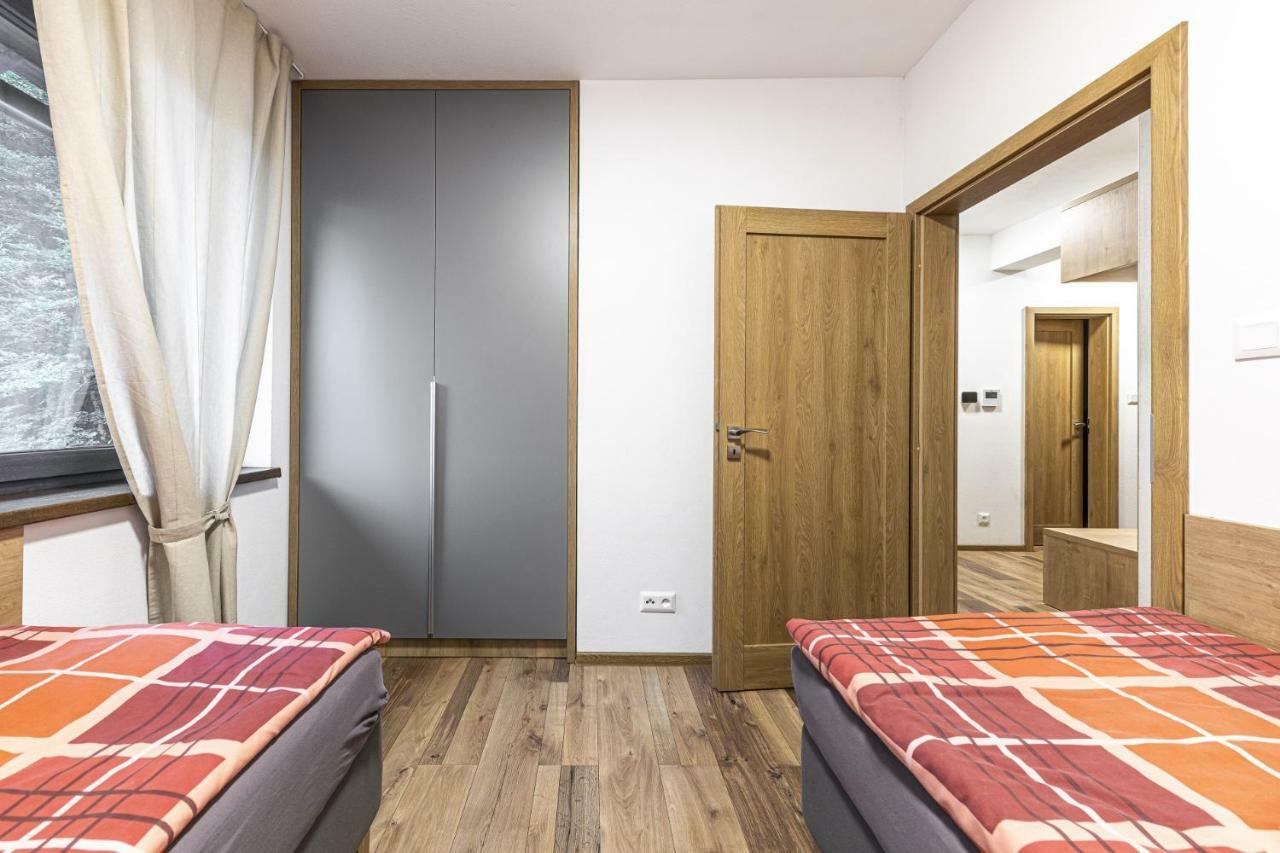 Apartmanovy Dom Poludnica - Chopok Juh Tale Exteriör bild