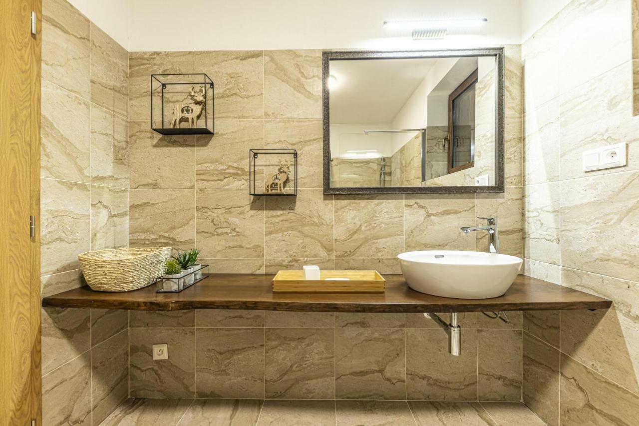 Apartmanovy Dom Poludnica - Chopok Juh Tale Exteriör bild