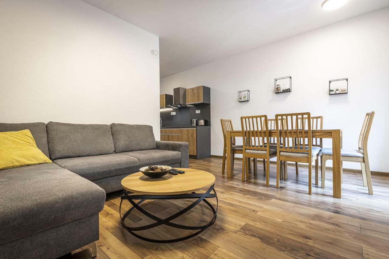 Apartmanovy Dom Poludnica - Chopok Juh Tale Exteriör bild